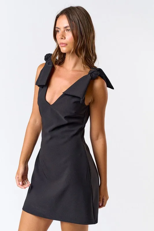 Black SHOULDER BOW DETAILED SHIFT DRESS