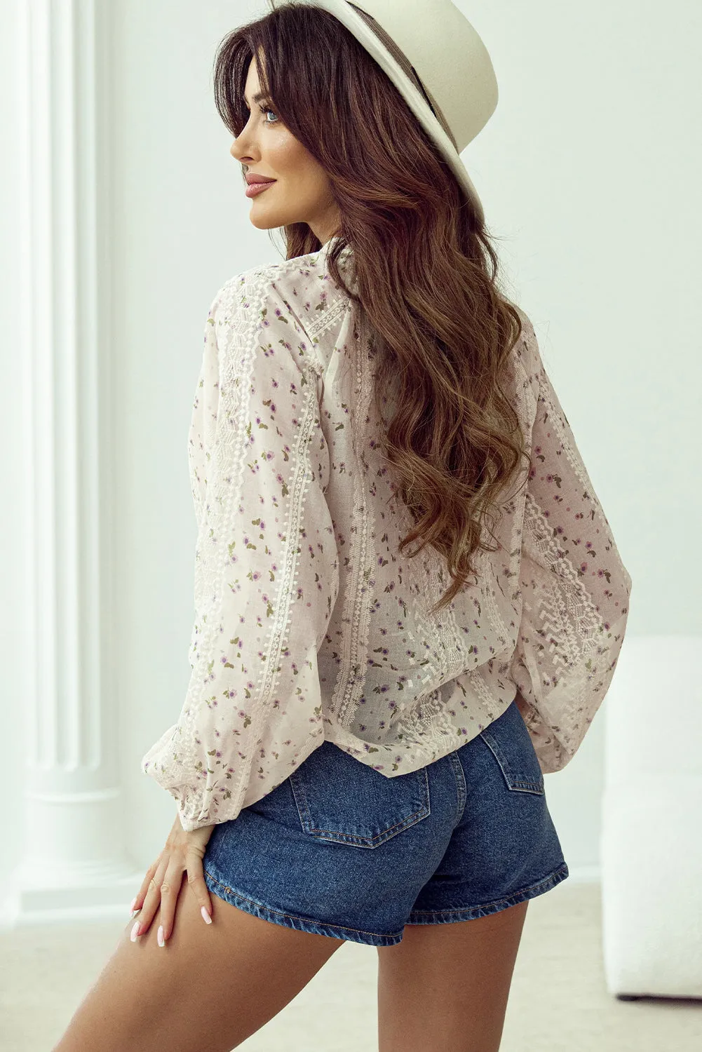 Embroidered Lace Bubble Sleeve Shirt