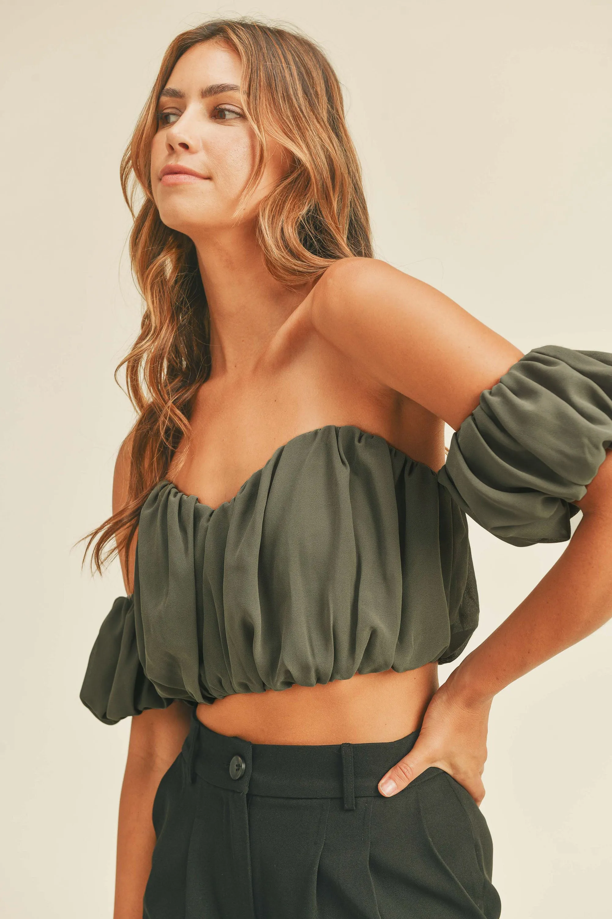 MIRACLE OFF SHOULDER TOP