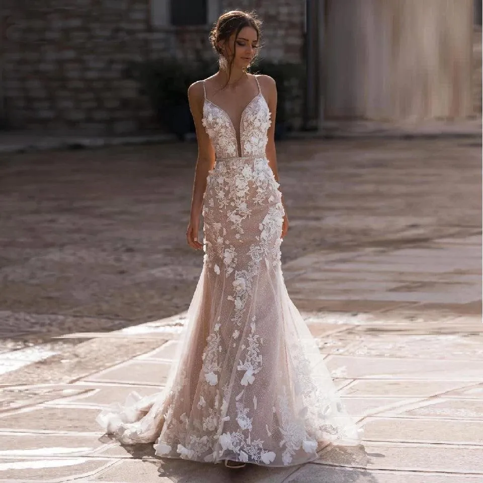 Sexy Mermaid Deep V-Neck Spaghetti Straps Beading Crystal Sashes 3D Appliques Vestido De Novia Bridal Gowns