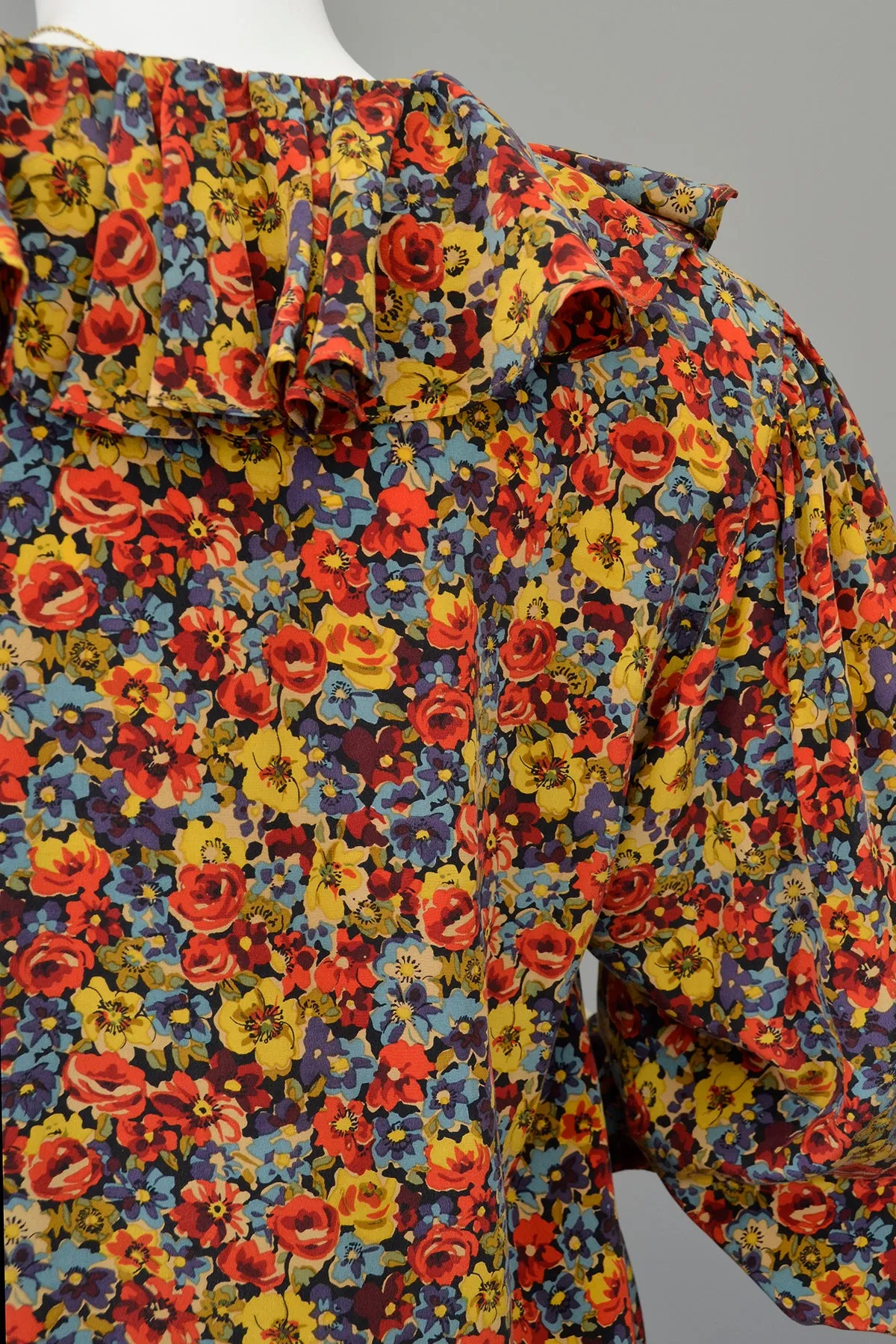 Vintage Floral Print Silk Balloon Sleeve Ruffle Blouse